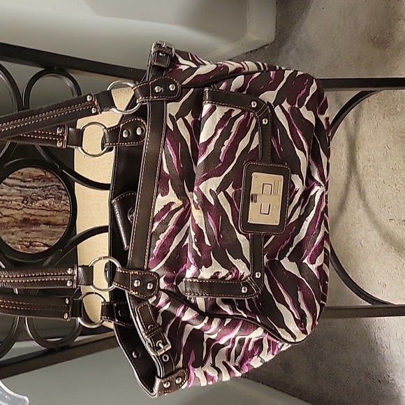 Women's - Picture 2 of 3